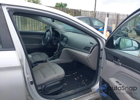 2018 Hyundai Elantra Sel z USA, uszkodzony, nr VIN KMHD84LF2JU508204